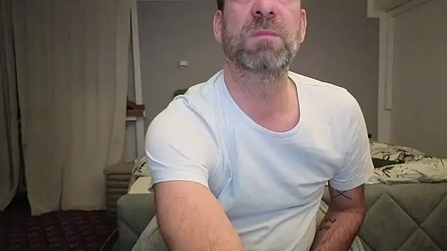 Snapshot of Sash_Ge chatting on February 14, 2026, 10:28 pm Sash Ge online show from February 14, 2026, 10:28 pm