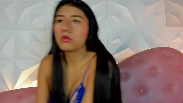 CarlaAlvez online show from January 29, 2025, 4:19 pm