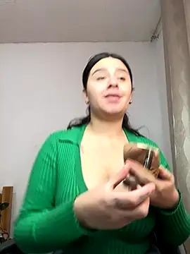 Snapshot of SaraBraun_ chatting on October 1, 2025, 4:46 pm SaraBraun online show from October 1, 2025, 4:46 pm