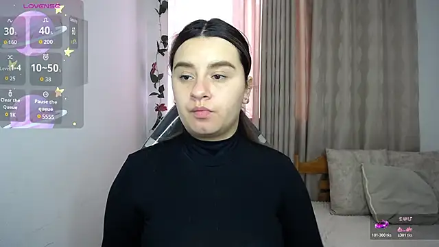 Snapshot of SaraBraun_ chatting on December 3, 2025, 4:38 pm SaraBraun online show from December 3, 2025, 4:38 pm