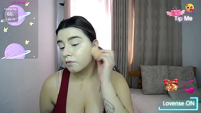 Snapshot of SaraBraun_ chatting on December 4, 2025, 4:48 pm SaraBraun online show from December 4, 2025, 4:48 pm