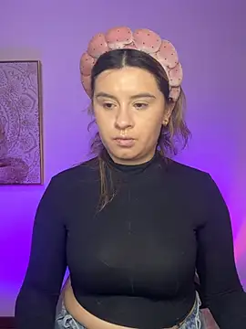 SaraBraun  online show from July 18, 2026, 7:39 pm