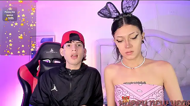 Snapshot of sett_and_gwen chatting on January 3, 2025, 5:39 am sett and gwen online show from January 3, 2025, 5:39 am