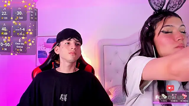 Snapshot of sett_and_gwen chatting on January 21, 2025, 3:59 am sett and gwen online show from January 21, 2025, 3:59 am