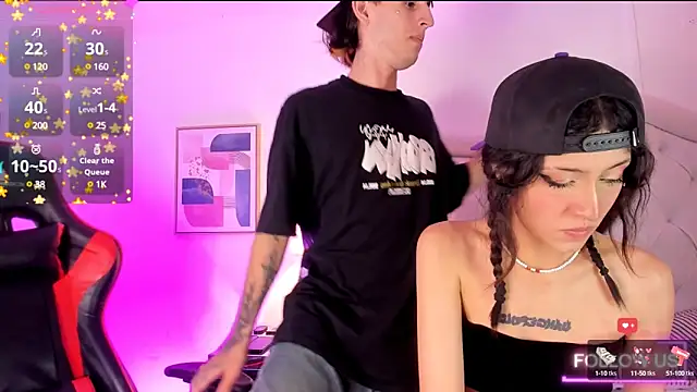 Snapshot of sett_and_gwen chatting on January 30, 2025, 9:57 am sett and gwen online show from January 30, 2025, 9:57 am