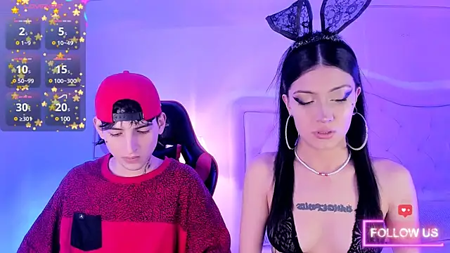 Snapshot of sett_and_gwen chatting on February 6, 2025, 4:21 am sett and gwen online show from February 6, 2025, 4:21 am