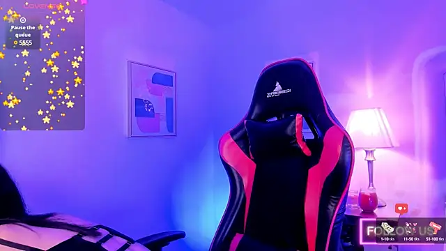 Snapshot of sett_and_gwen chatting on February 12, 2025, 4:23 am sett and gwen online show from February 12, 2025, 4:23 am