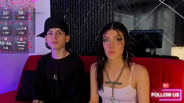 Snapshot of sett_and_gwen chatting on February 21, 2025, 9:00 pm sett and gwen online show from February 21, 2025, 9:00 pm