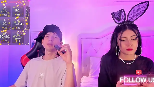 Snapshot of sett_and_gwen chatting on March 2, 2025, 4:28 am sett and gwen online show from March 2, 2025, 4:28 am