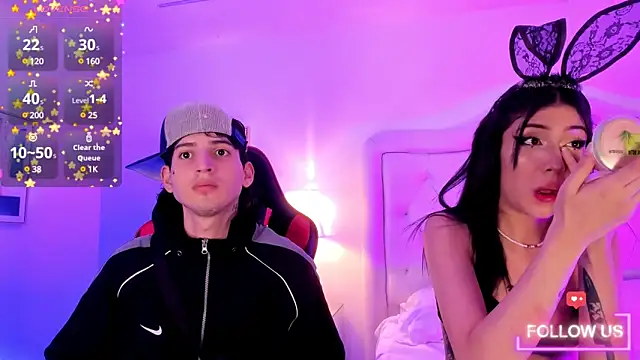 Snapshot of sett_and_gwen chatting on March 3, 2025, 8:38 am sett and gwen online show from March 3, 2025, 8:38 am