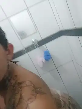 Snapshot of baixinhaloira chatting on January 11, 2025, 1:06 am baixinhaloira online show from January 11, 2025, 1:06 am