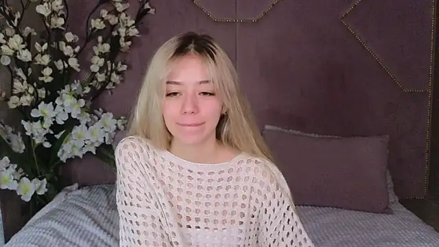 Snapshot of STELLA_RICH chatting on March 2, 2025, 9:22 pm STELLA RICH online show from March 2, 2025, 9:22 pm