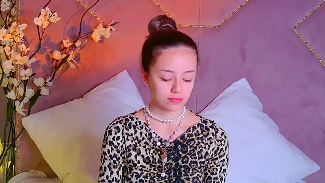 Snapshot of STELLA_RICH chatting on October 12, 2025, 9:36 pm STELLA RICH online show from October 12, 2025, 9:36 pm
