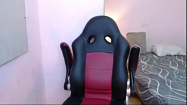 Snapshot of mr_stiven_ chatting on January 7, 2025, 2:20 am mr stiven  online show from January 7, 2025, 2:20 am