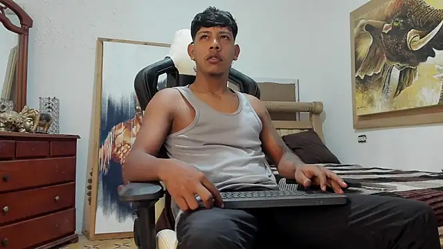 mr stiven  online show from March 11, 2026, 7:53 pm