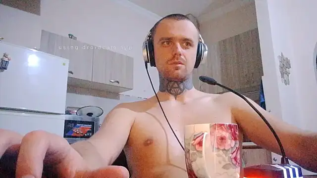 Snapshot of HappyZebra13 chatting on March 17, 2025, 6:11 pm HappyZebra13 online show from March 17, 2025, 6:11 pm