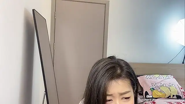 Snapshot of Bella-LL chatting on March 2, 2025, 7:23 pm Bella-LL online show from March 2, 2025, 7:23 pm