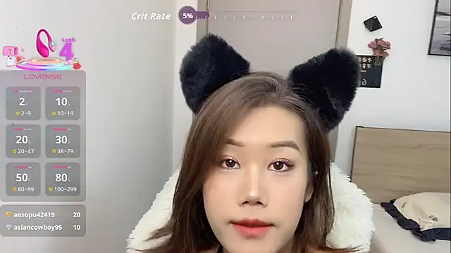 Snapshot of Bella-LL chatting on September 15, 2025, 3:45 pm Bella-LL online show from September 15, 2025, 3:45 pm