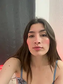 LuneObscure online show from January 6, 2025, 2:04 am