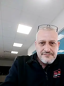 Husoban online show from December 5, 2025, 3:20 pm