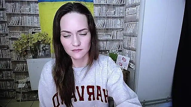 Lina Star S online show from November 28, 2025, 1:14 pm