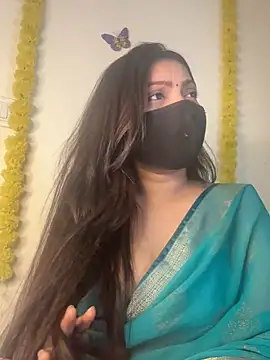 Snapshot of ishi_Beauty chatting on March 25, 2026, 9:15 am ishi Beauty online show from March 25, 2026, 9:15 am