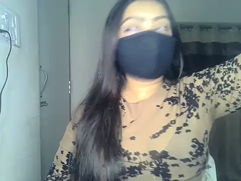 Snapshot of ishi_Beauty chatting on April 15, 2026, 4:19 am ishi Beauty online show from April 15, 2026, 4:19 am