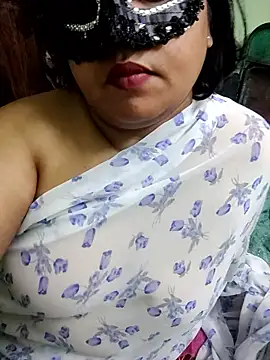 Snapshot of Oeshi chatting on January 18, 2026, 6:34 pm Oeshi online show from January 18, 2026, 6:34 pm