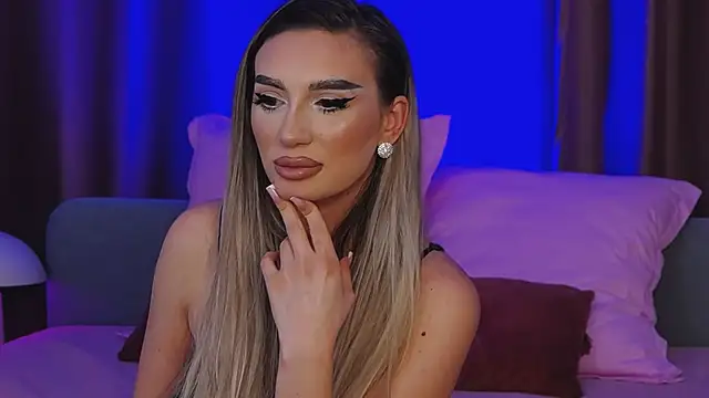 FelyJolie online show from February 21, 2025, 4:37 pm