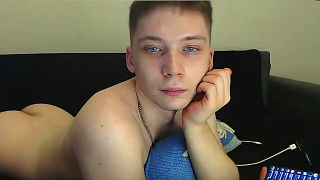 Snapshot of __sugarrebit chatting on January 15, 2025, 12:36 pm sugarrebit online show from January 15, 2025, 12:36 pm