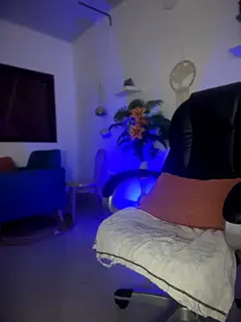 jazmin anbar online show from April 2, 2026, 10:13 am