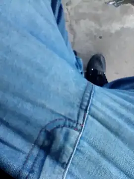 Snapshot of Pretordr chatting on March 13, 2025, 2:33 pm Pretordr online show from March 13, 2025, 2:33 pm