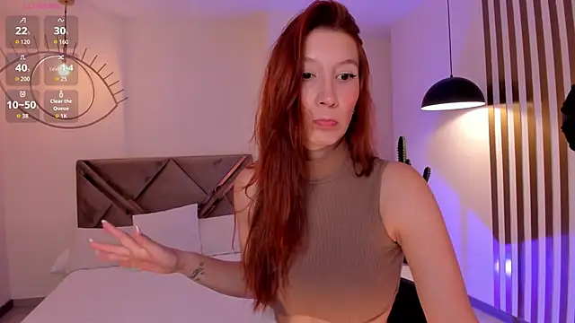 MiaFarrell  online show from November 15, 2025, 11:18 am