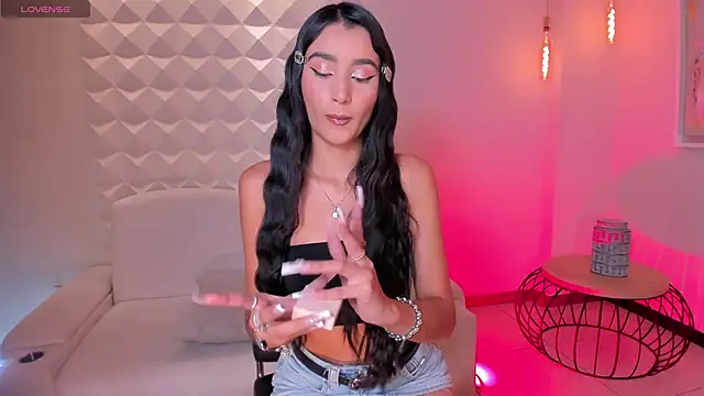 BellaCarteer  online show from January 9, 2026, 8:21 pm