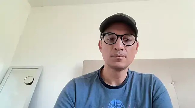 alex ruiz85 online show from February 7, 2025, 7:49 pm