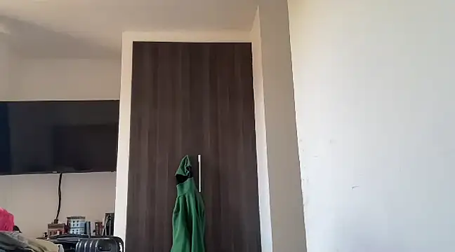 alex ruiz85 online show from February 24, 2025, 6:47 pm