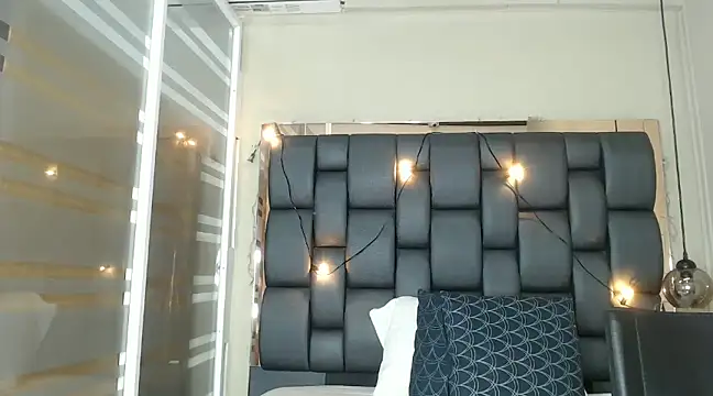 africa holmes online show from January 18, 2025, 1:41 am