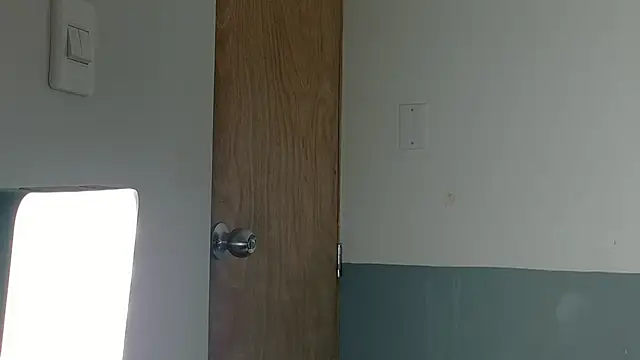 kinkyandsavage online show from February 14, 2026, 7:32 pm