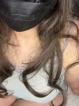 Gamzemm8888 online show from February 5, 2025, 9:40 pm