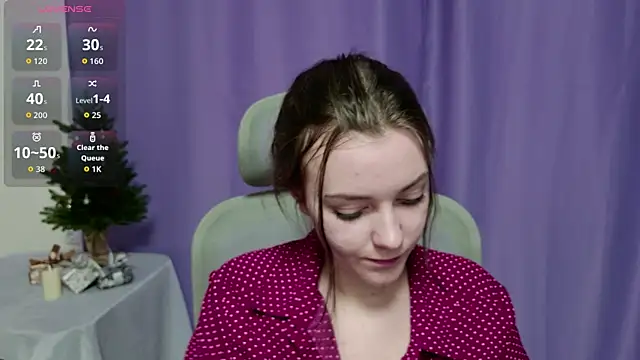 Lana  Cute  online show from January 19, 2026, 1:26 pm