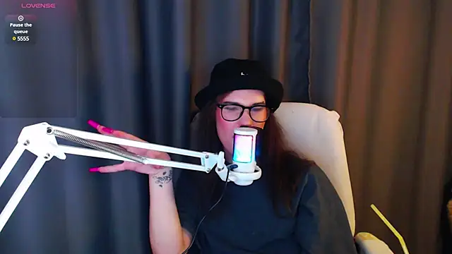 Snapshot of Cassie_Bae chatting on March 2, 2025, 11:31 pm Cassie Bae online show from March 2, 2025, 11:31 pm