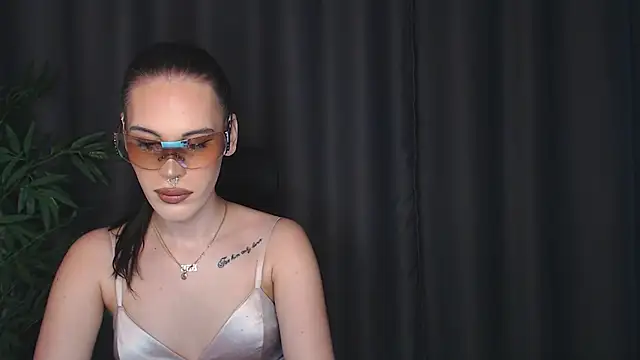 Snapshot of Cassie_Bae chatting on May 17, 2026, 1:29 pm Cassie Bae online show from May 17, 2026, 1:29 pm