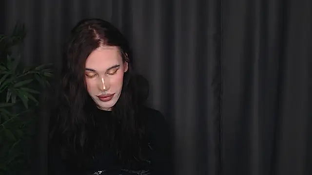 Snapshot of Cassie_Bae chatting on May 24, 2026, 1:05 pm Cassie Bae online show from May 24, 2026, 1:05 pm
