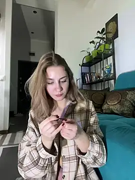 Snapshot of mi_michelle chatting on February 3, 2025, 5:56 pm mi michelle online show from February 3, 2025, 5:56 pm