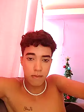 Snapshot of Hot_kleo chatting on January 6, 2025, 9:32 pm Hot kleo online show from January 6, 2025, 9:32 pm