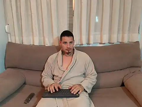 Geishastudios online show from November 18, 2025, 7:13 am