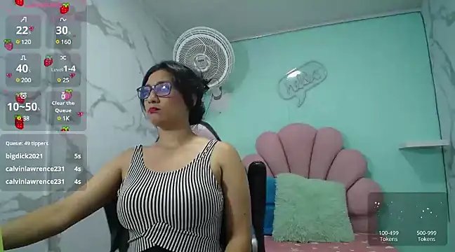Snapshot of karime_sexygirl chatting on January 25, 2025, 5:30 pm karime sexygirl online show from January 25, 2025, 5:30 pm