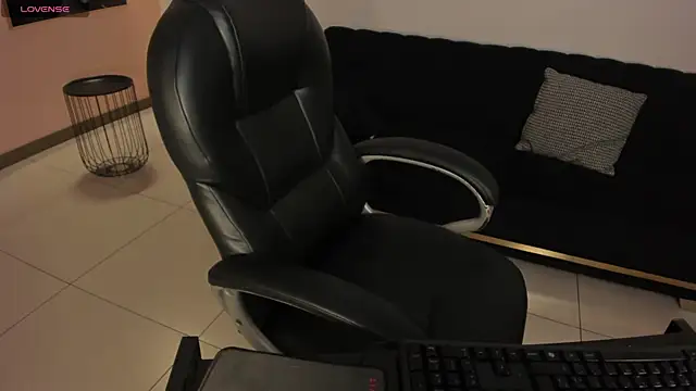 FernandaX1 online show from December 17, 2025, 10:54 am