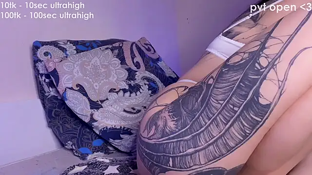  xxtina online show from October 30, 2025, 5:53 am