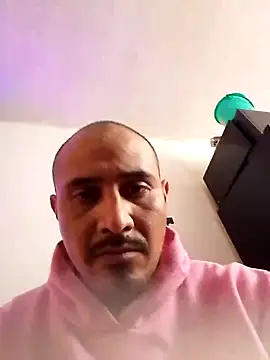 Snapshot of NewBe9D9 chatting on March 20, 2025, 9:02 pm NewBe9D9 online show from March 20, 2025, 9:02 pm